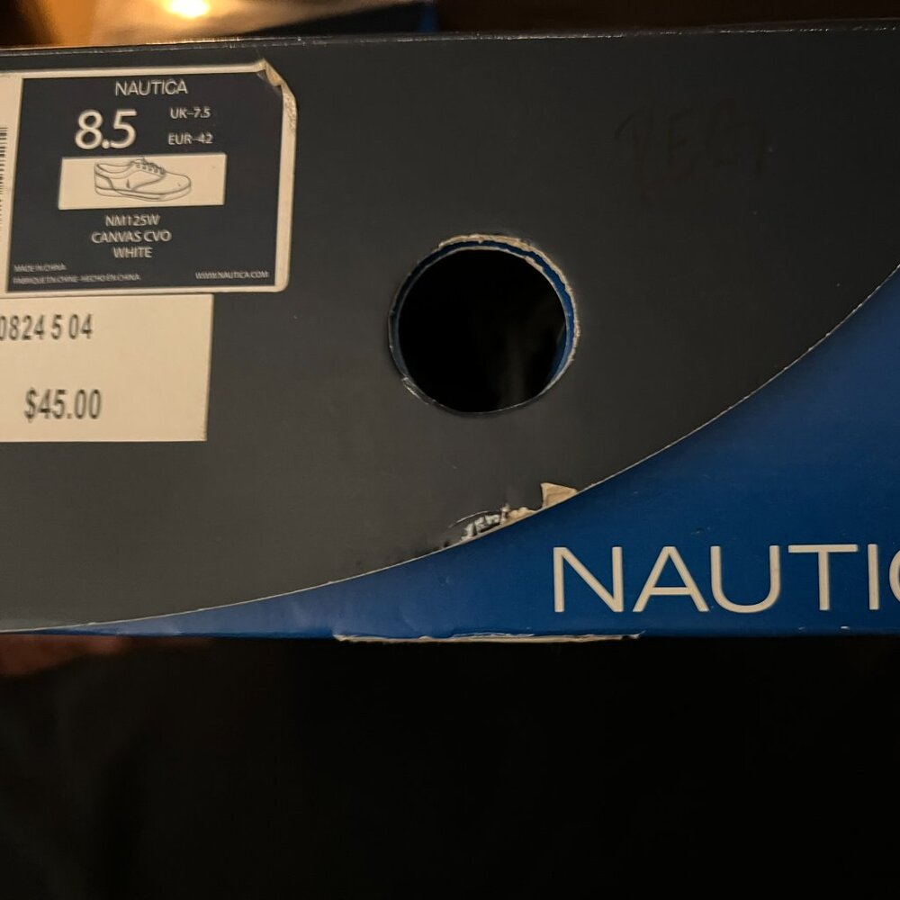 NWOT NAUTICA MENS BOAT SHOES, SIZE 8.5, OFF-WHITE/CREAM - Picture 5 of 5